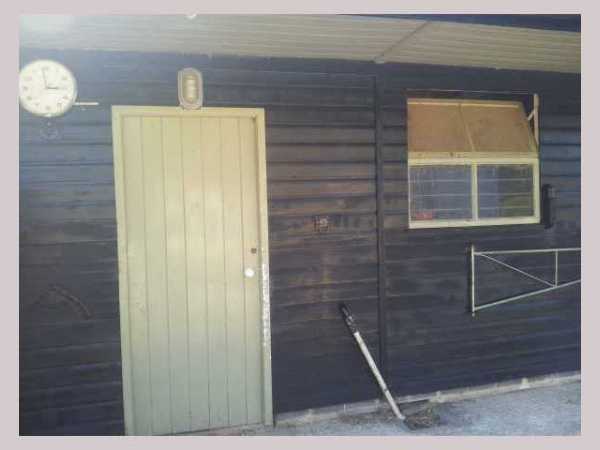 Painter and decorator job images